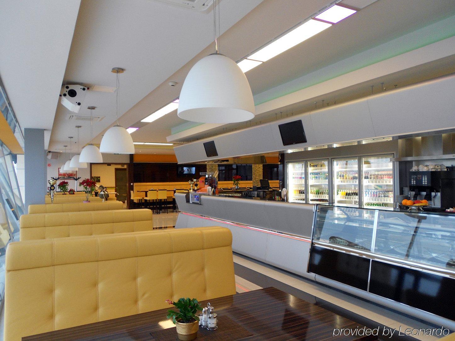 Gokart Hotel Kecskemet Luaran gambar